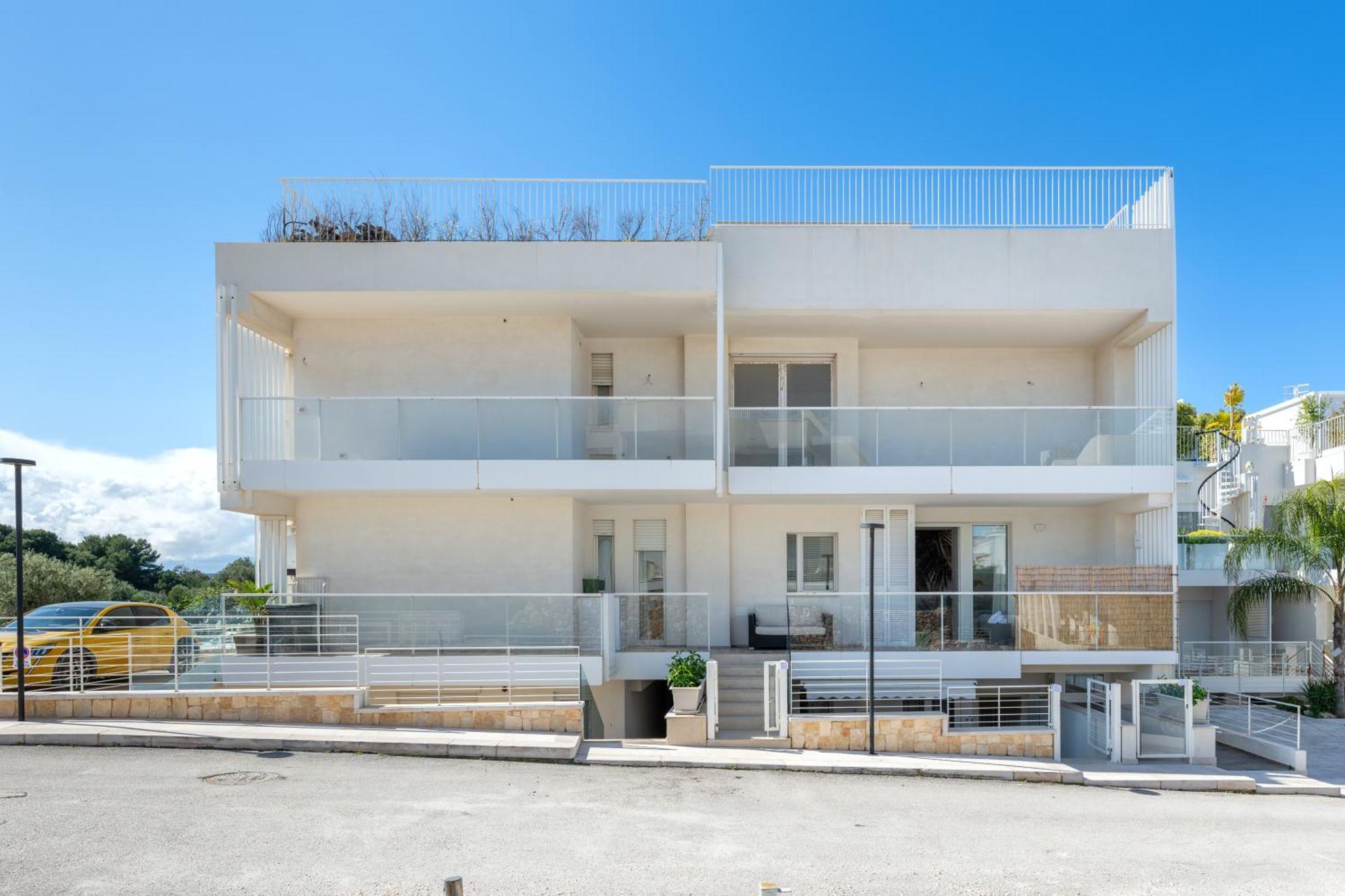 Cozy Marine Apt With Jacuzzi - 250Mt From Sea โปลีญาโนอามาเร ภายนอก รูปภาพ